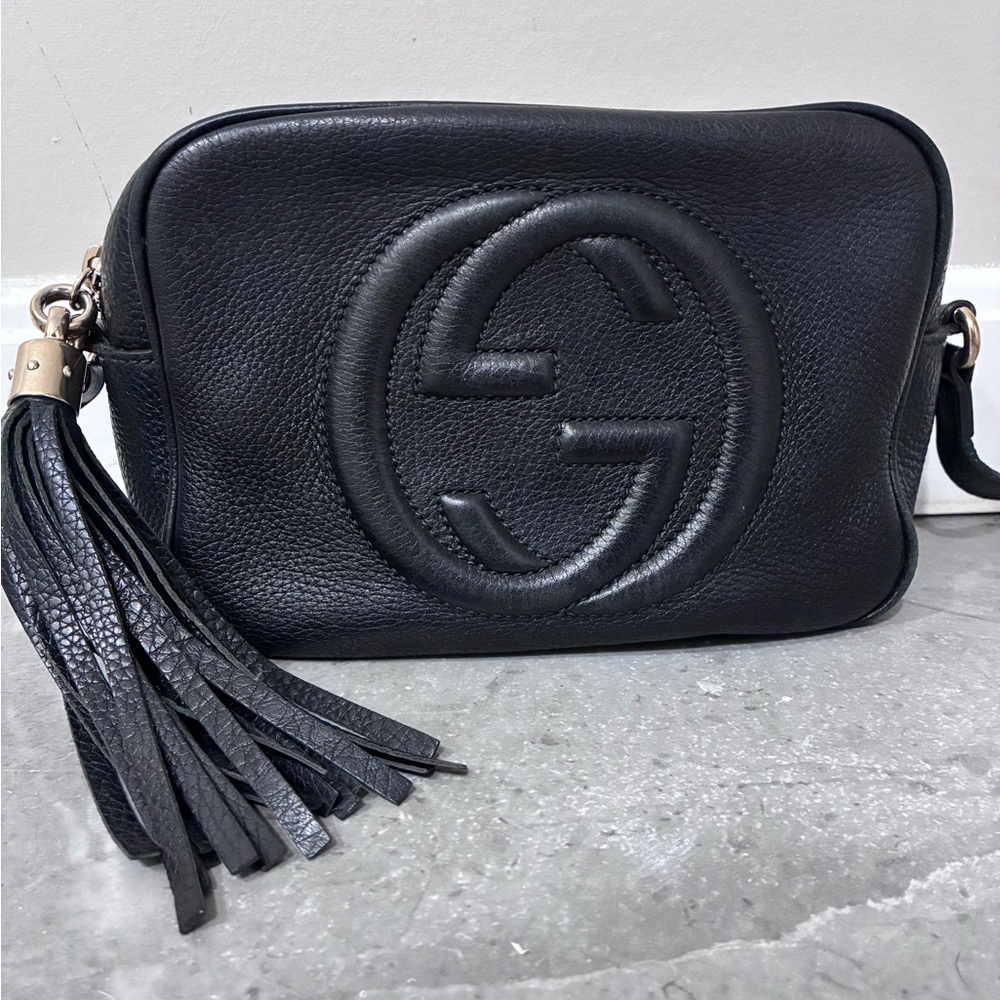 Gucci Black Pebbled Leather Crossbody Bag